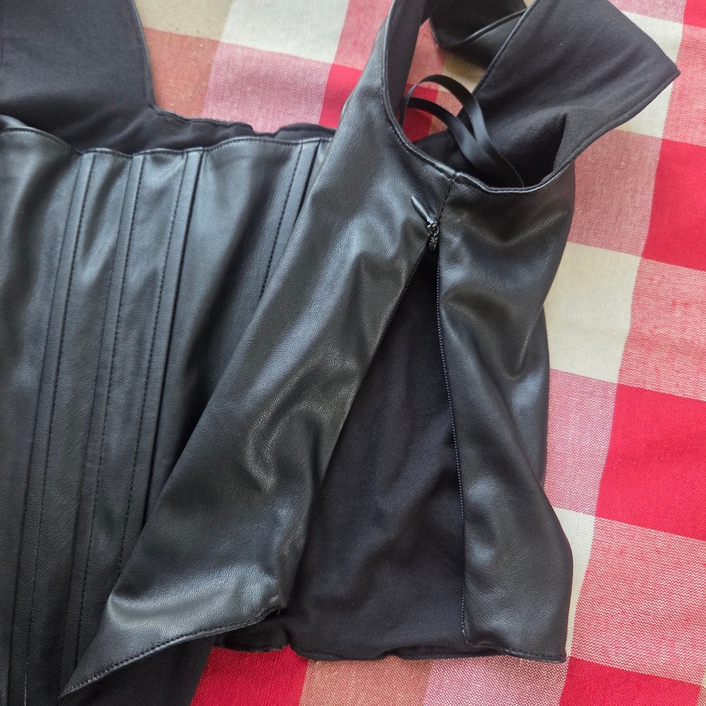 7‎ For All Mankind Black Vegan Leather Corset Top Square Neck Smocked Back Small - Picture 10 of 13